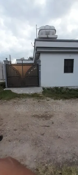 Furnished 3bdrm House in Akak, Akaky Kaliti for sale