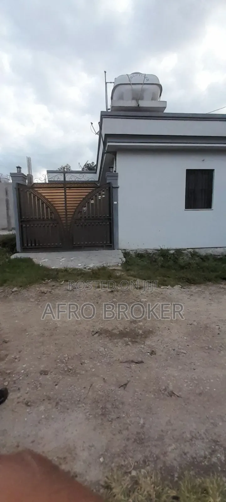 Furnished 3bdrm House in Akak, Akaky Kaliti for sale