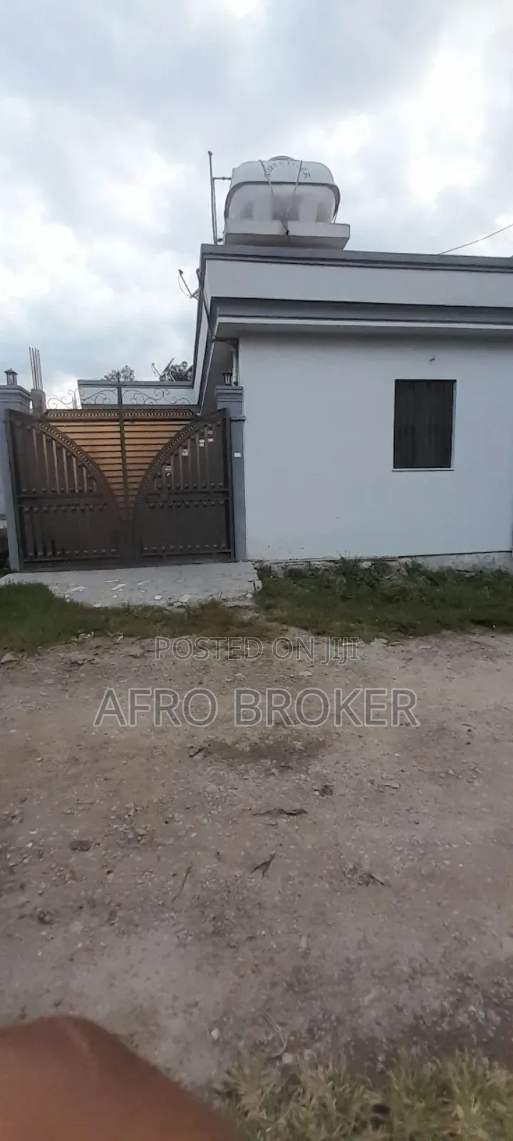 Furnished 3bdrm House in Akak, Akaky Kaliti for sale