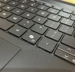 New Laptop Dell Precision 5690 16GB Intel Core Ultra 7 SSD 32GB