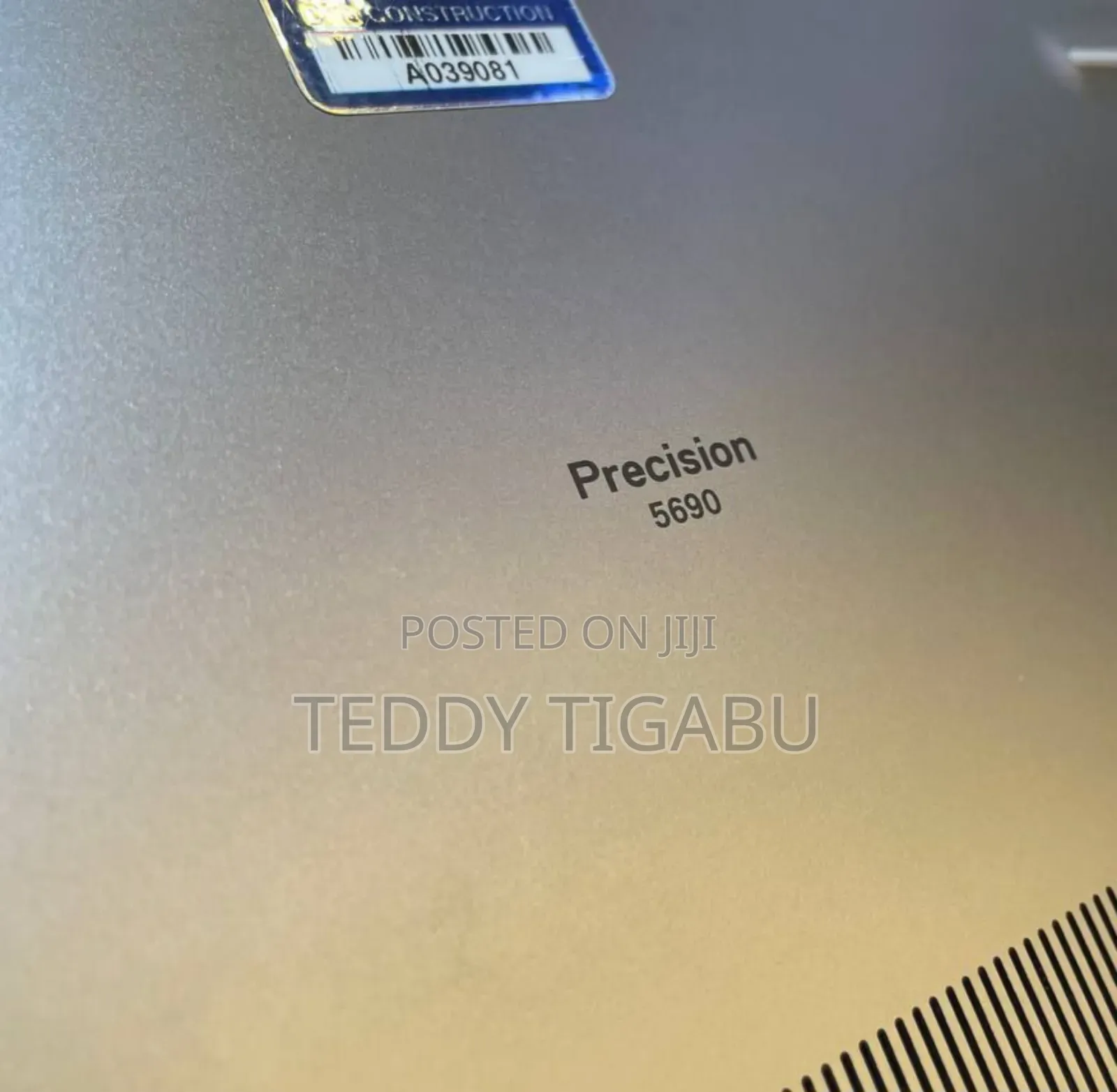 New Laptop Dell Precision 5690 16GB Intel Core Ultra 7 SSD 32GB