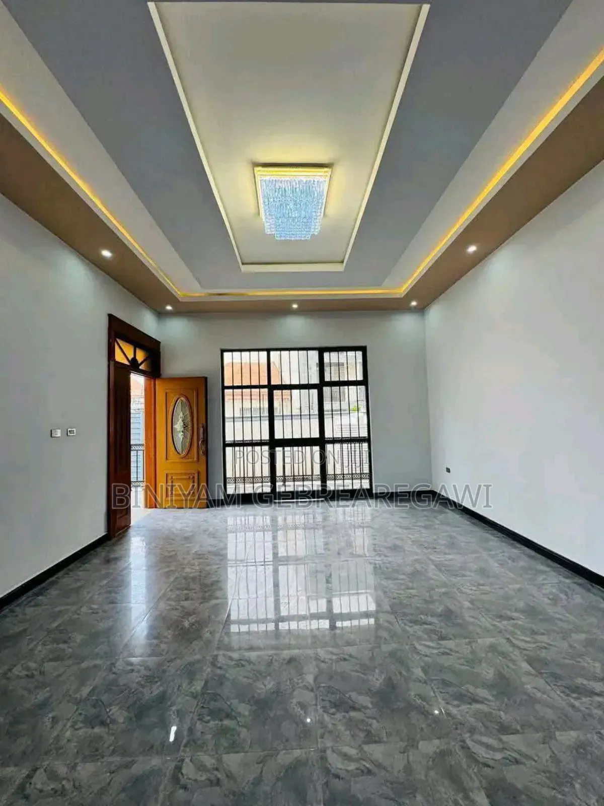 5bdrm Villa in House, Yeka for rent