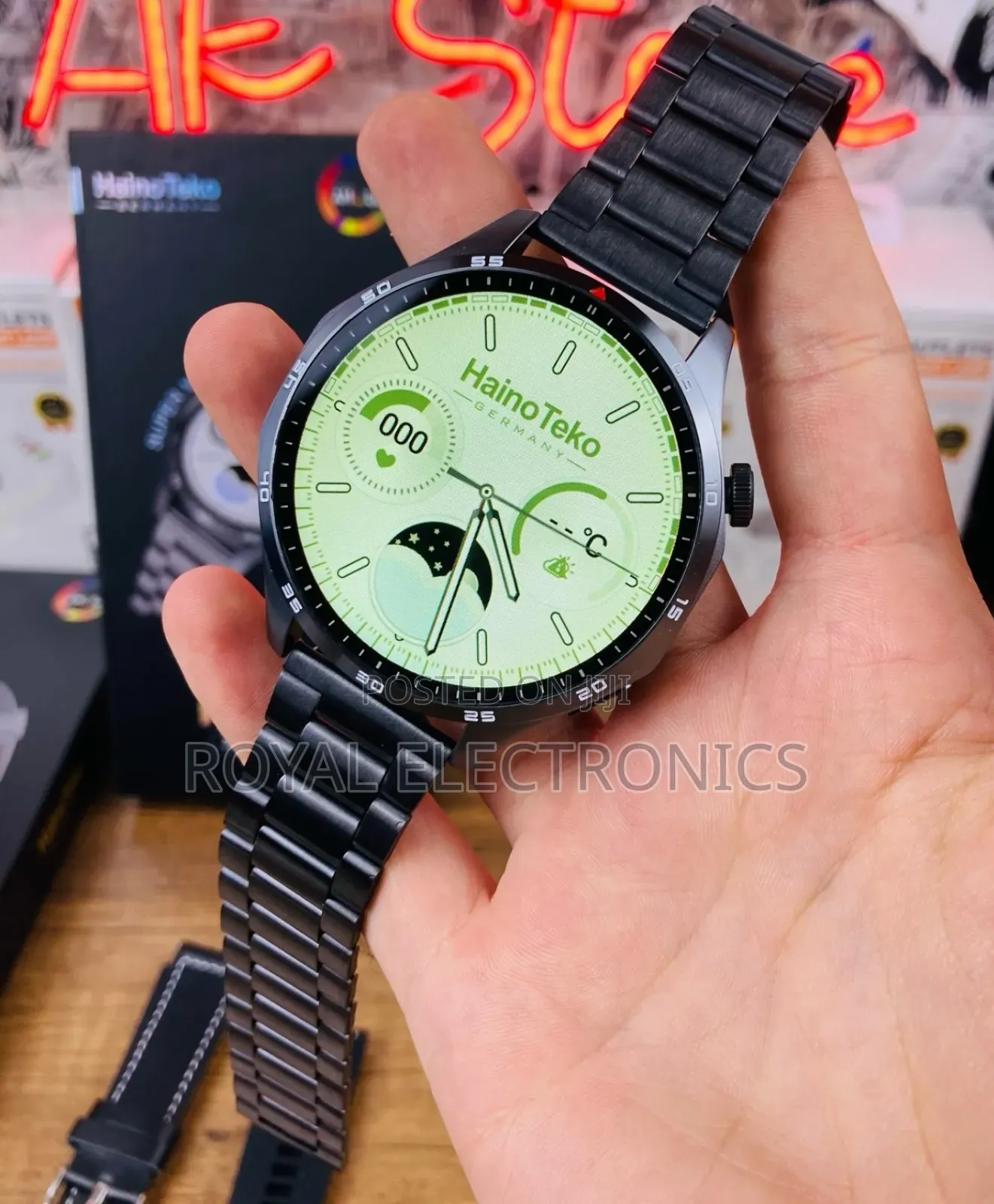 Premium Quality German Brand Smart Watch With 3 Straps