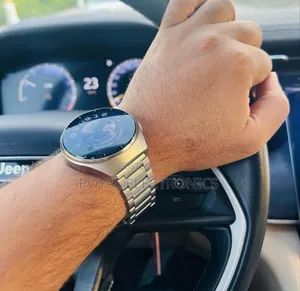 Photo - Original Germen Brand Series 4 Smart Warch With 3 Straps