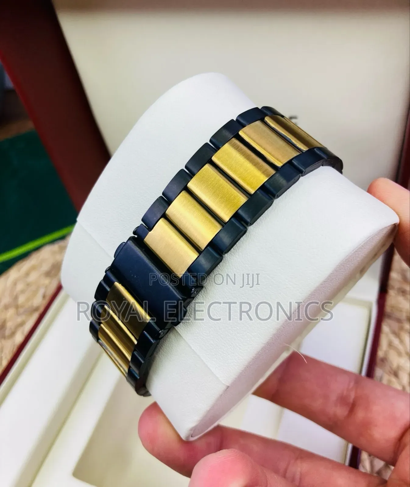 Germen Brand Premium Gold Stripped Smart Watch With 3 Straps