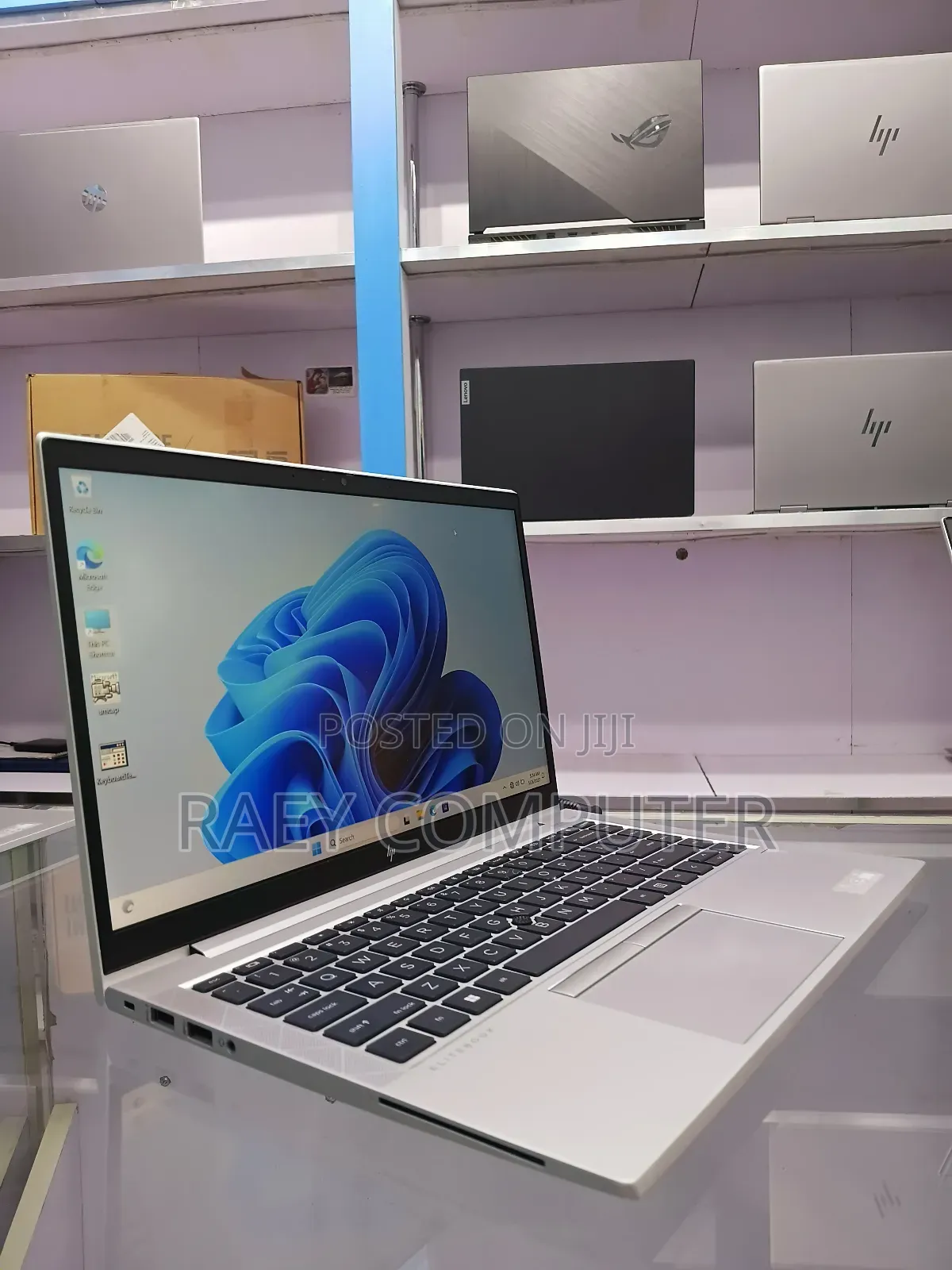 New Laptop HP EliteBook 845 G8 16GB AMD Ryzen 5 SSD 512GB