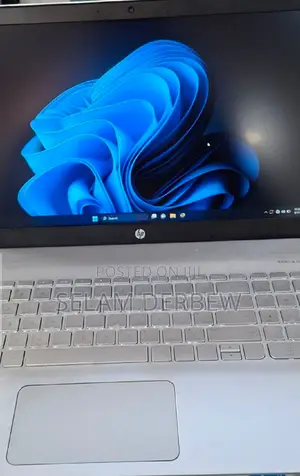 New Laptop HP Envy 15 12GB Intel Core I5 HDD 1T