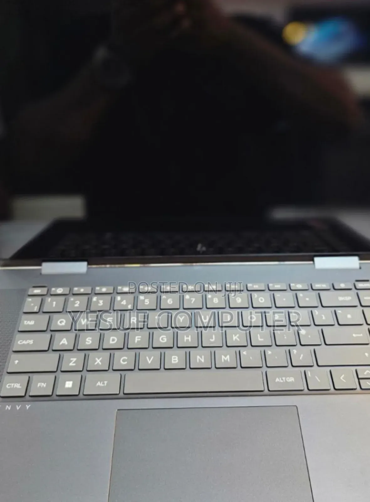 New Laptop HP Envy X360 8GB AMD Ryzen 7 SSD 256GB