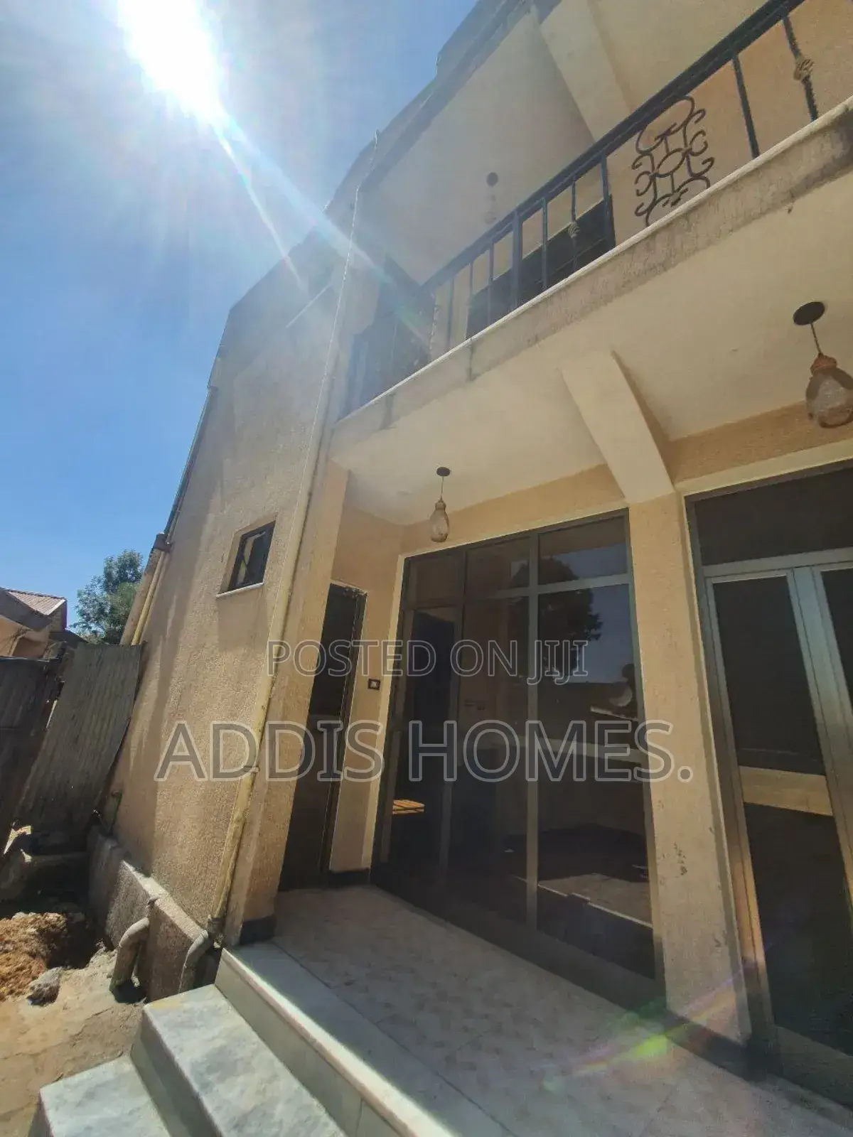 8bdrm Villa in Bole for sale