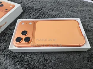 Photo - New Apple iPhone 17 Pro Max 256 GB Orange