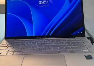 Photo - New Laptop HP 16GB Intel Core I5 SSD 512GB