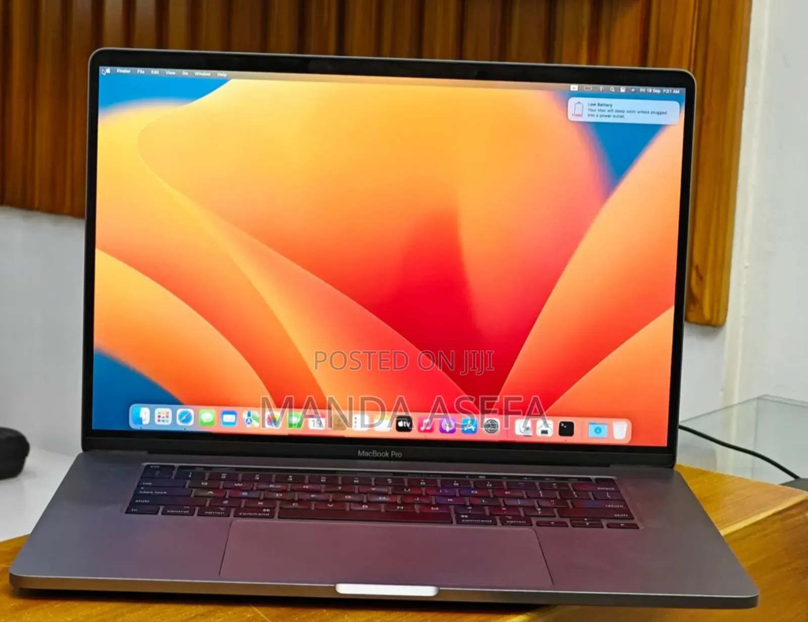 New Laptop Apple MacBook Pro 2019 16GB Intel Core I7 SSD 512GB