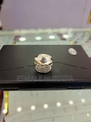Skull Ring
