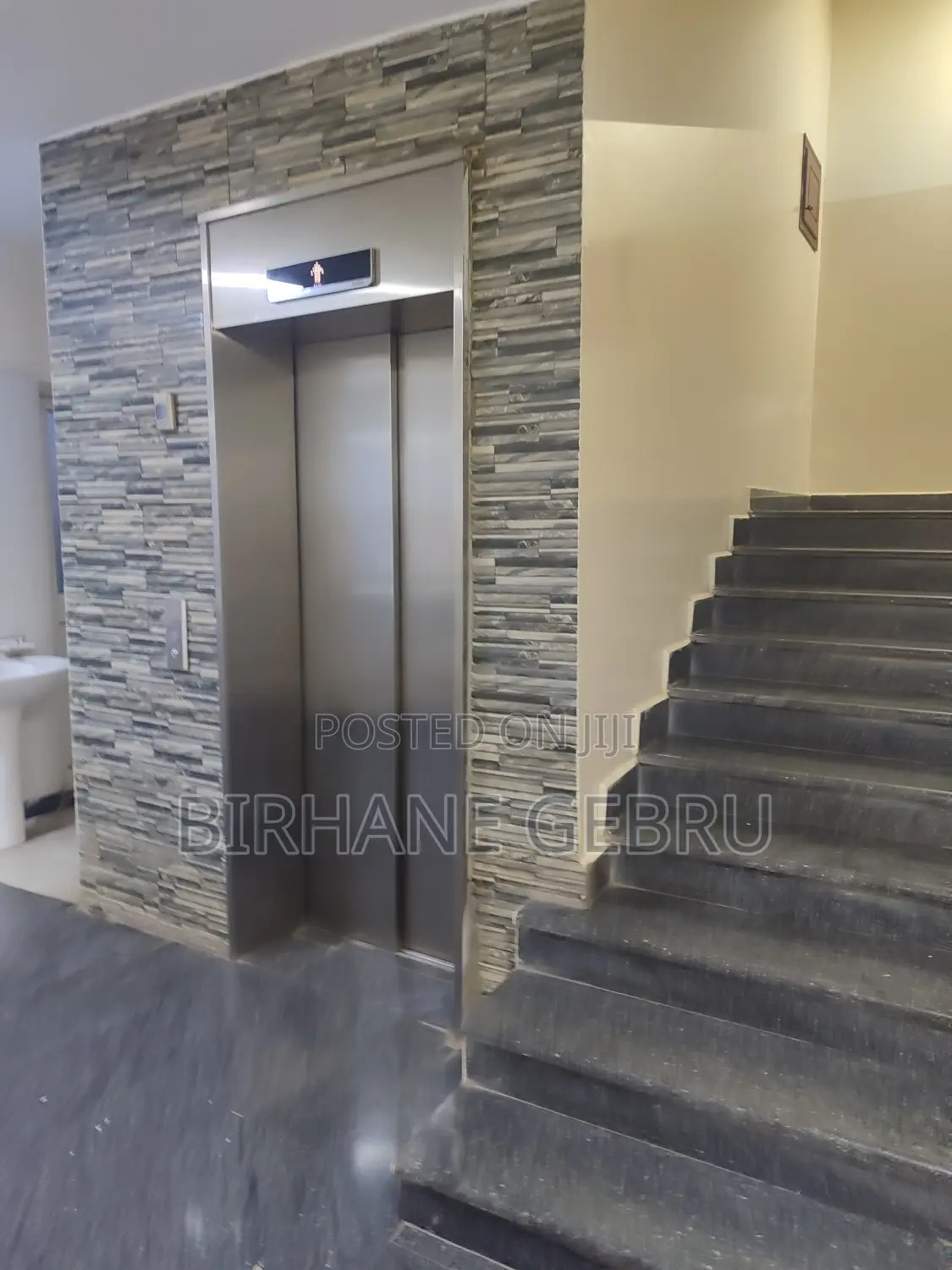 Rent for Cafe or Resturant