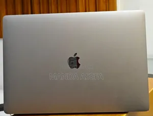 New Laptop Apple MacBook Pro 2019 32GB Intel Core I9 SSD 512GB