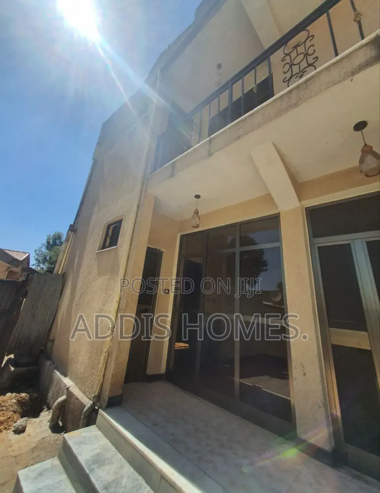 8bdrm Villa in Bole for sale