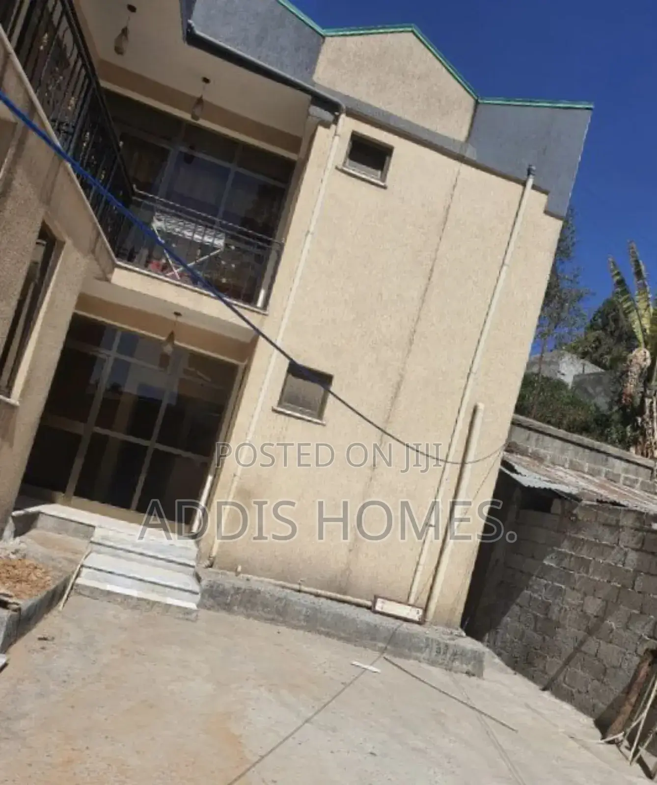 8bdrm Villa in Bole for sale