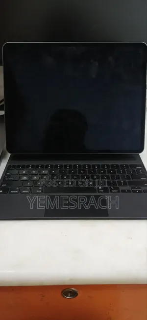 Apple iPad Pro 12.9 (2021) 256 GB Black