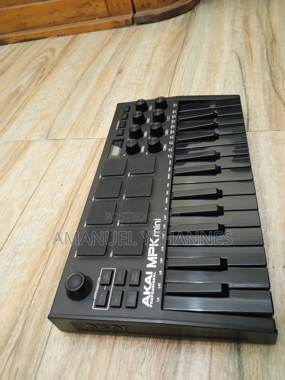 Akai MPK Mini Midi Studio Keyboard