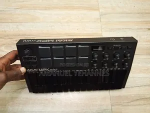 Akai MPK Mini Midi Studio Keyboard
