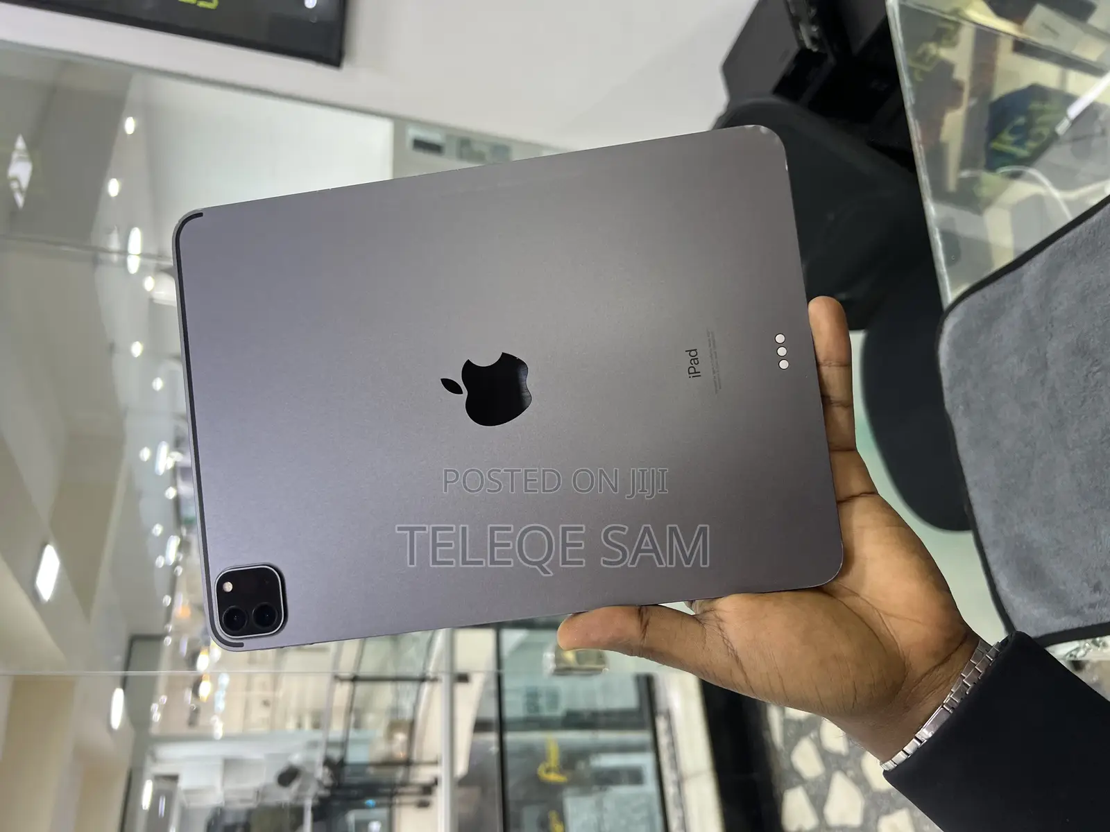 Apple iPad Pro (2022) 128 GB Gray