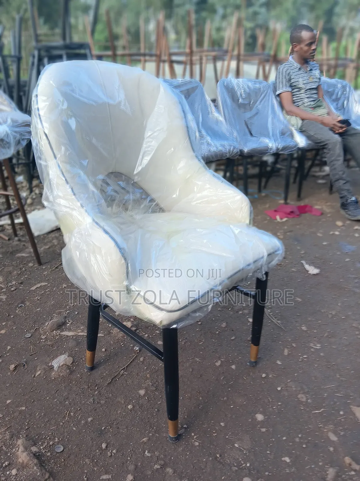 The Quality Leather With Metal Legs Chairs