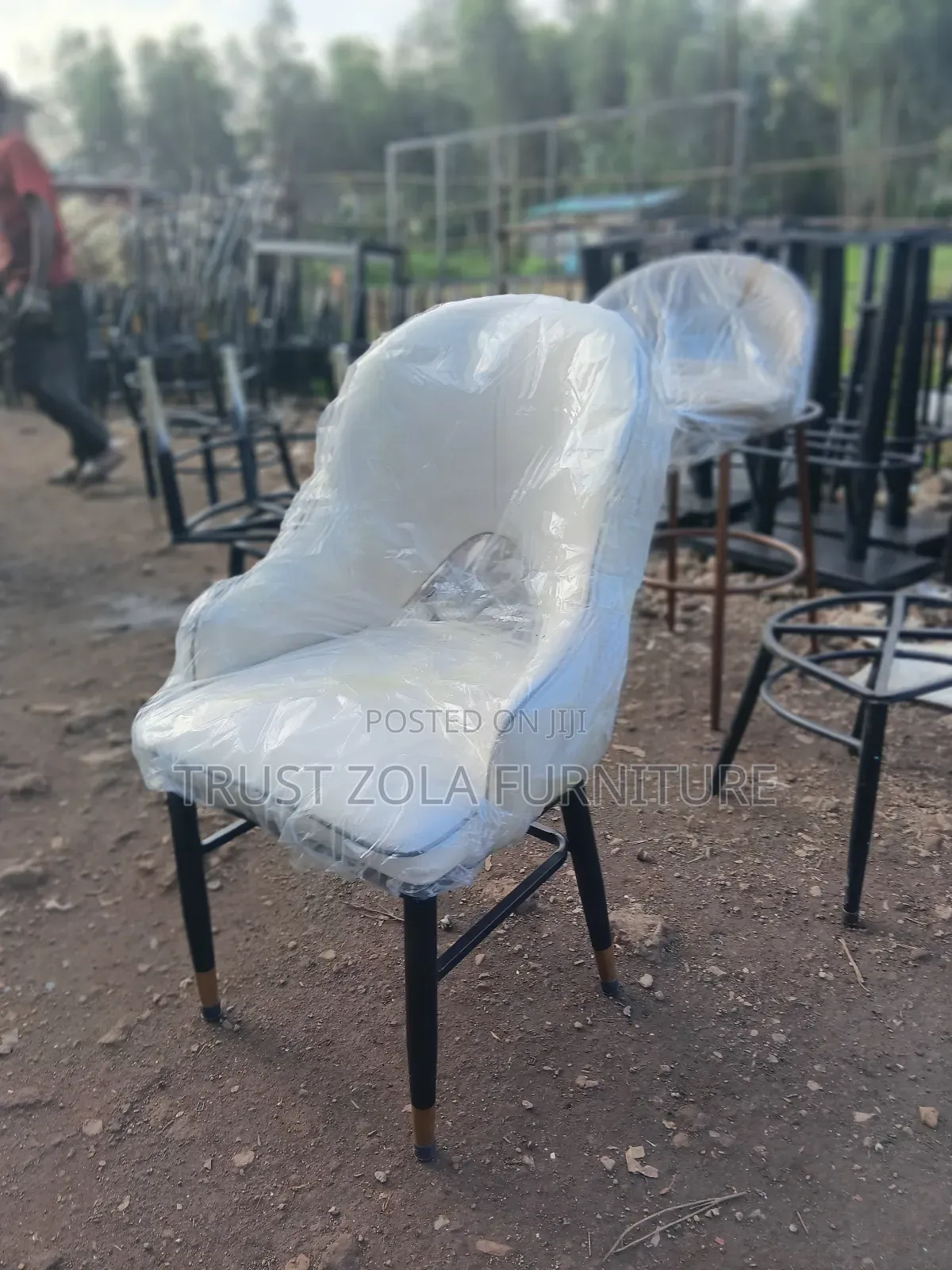 The Quality Leather With Metal Legs Chairs