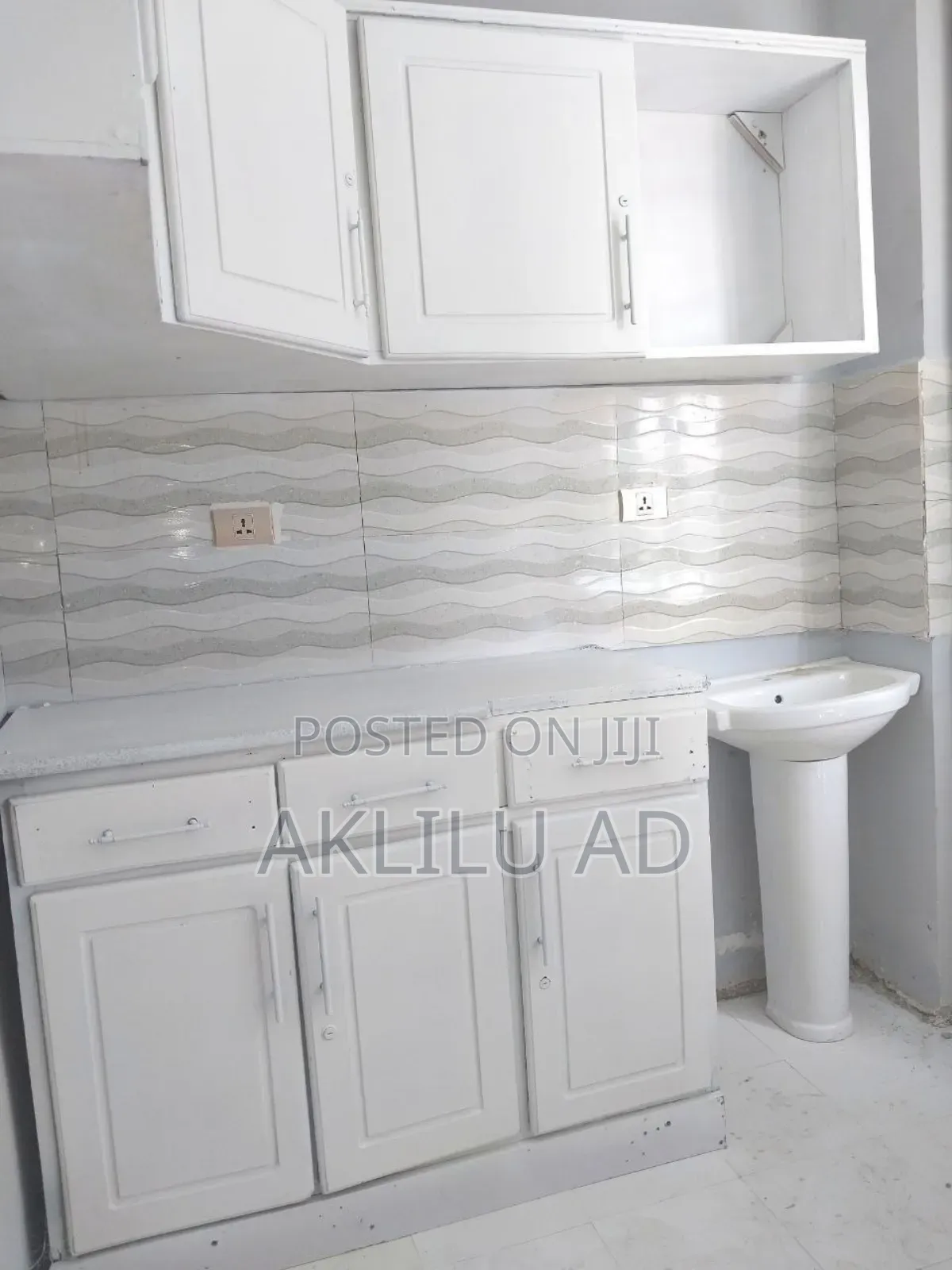 Furnished 2bdrm Condo in Bole Ayat for sale