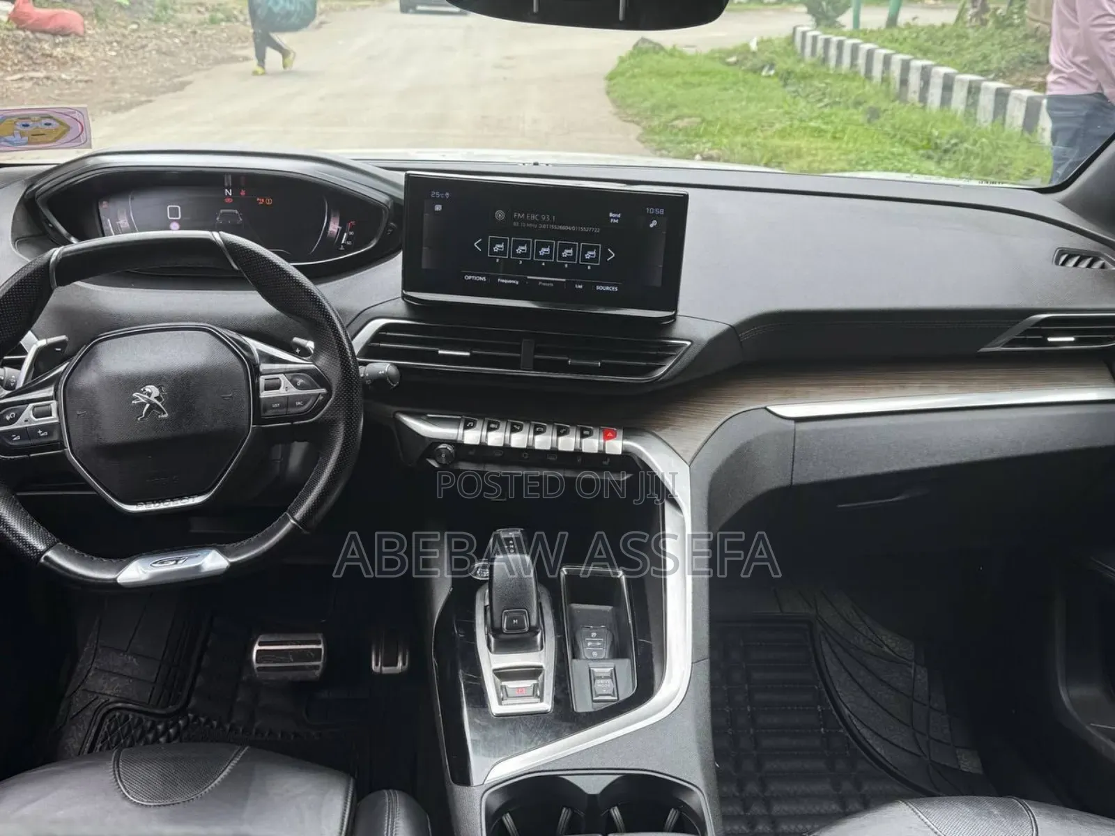 Peugeot 5008 2022 White