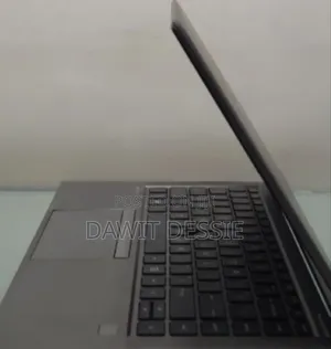 New Laptop HP 15-Dw1197nia 4GB Intel Core I7 SSD 512GB