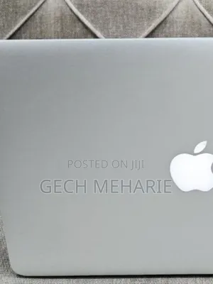 New Laptop Apple MacBook 2015 8GB Intel Core I5 SSD 128GB