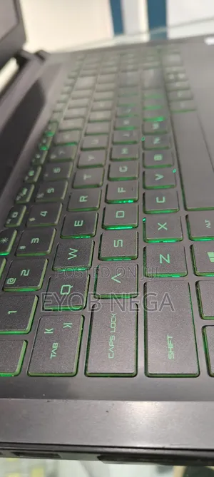 Laptop HP Pavilion 15 12GB Intel Core I5 HDD+SSD 1.5T