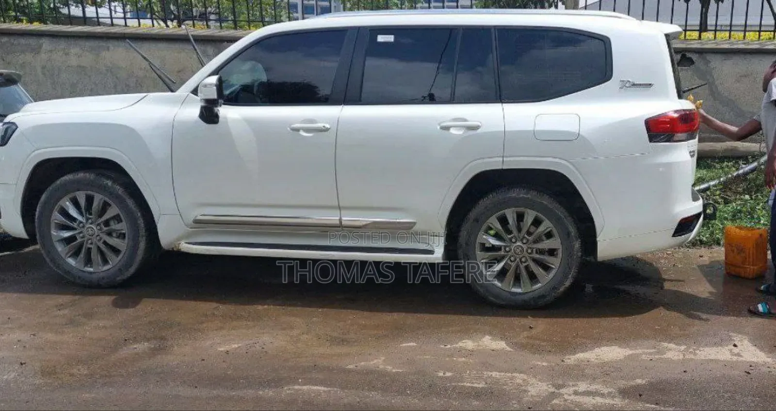 Toyota Land Cruiser 2022 White