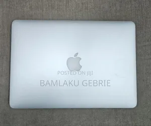 New Laptop Apple MacBook Pro 2015 8GB Intel Core I5 SSD 128GB