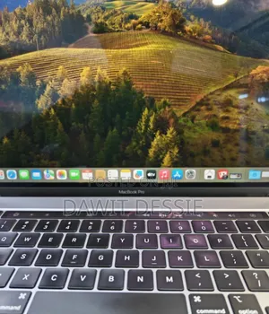 New Laptop Apple MacBook Pro 2019 32GB Intel Core I9 SSD 1T