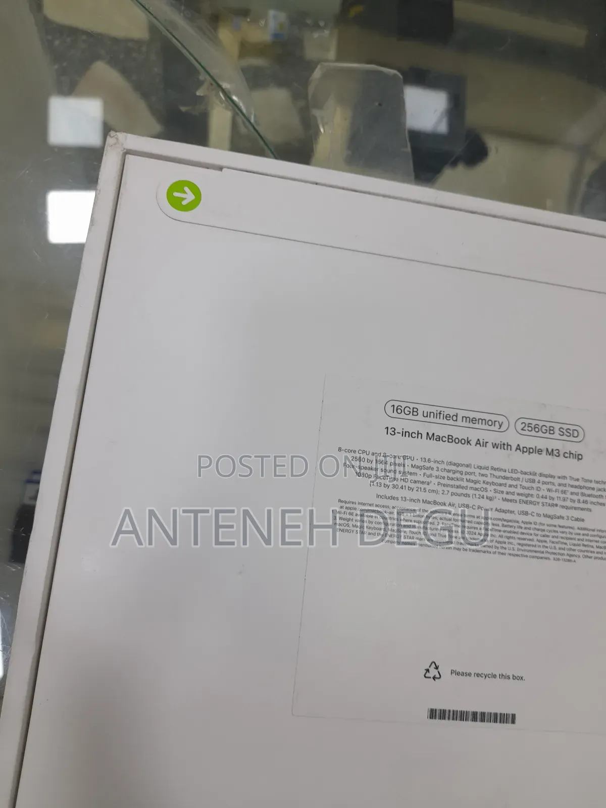 New Laptop Apple MacBook Air 2024 M3 13-Inch 16GB Apple M3 SSD 256GB
