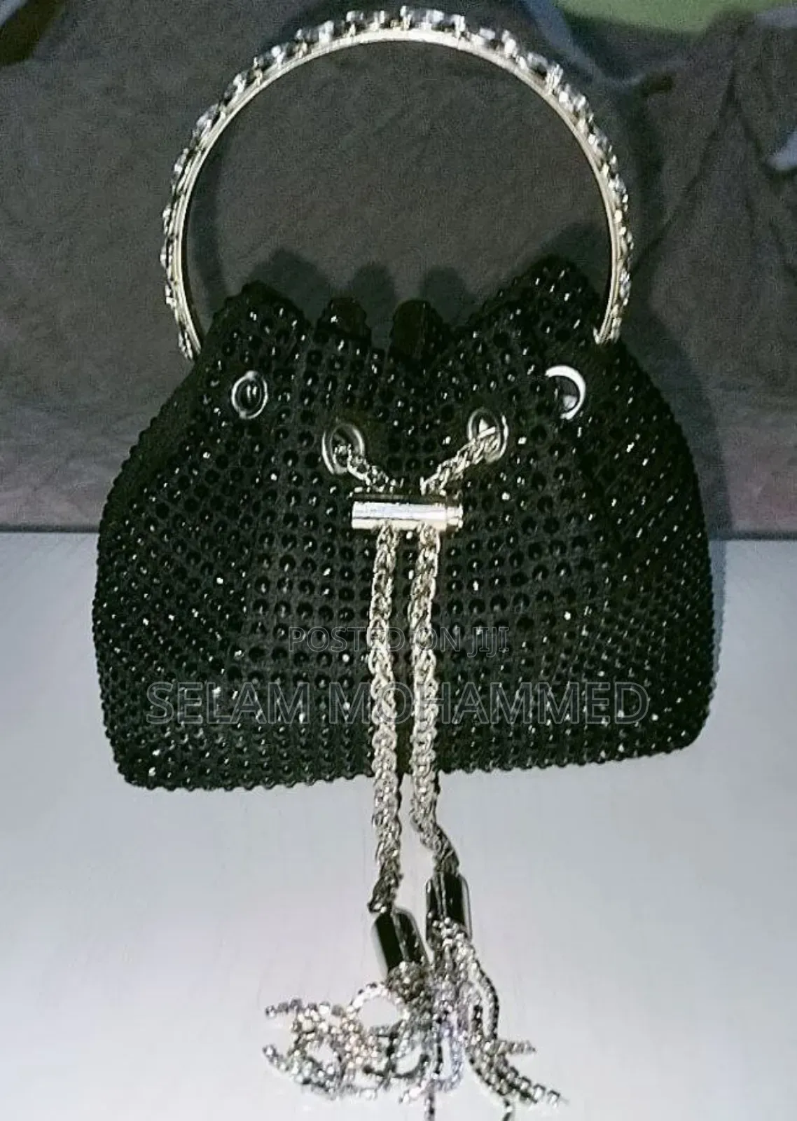 Hand Bags for Different Kind of Dressing Style for Women