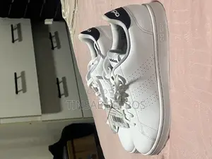 Photo - Adidas Foam Runners Advantage 2.0