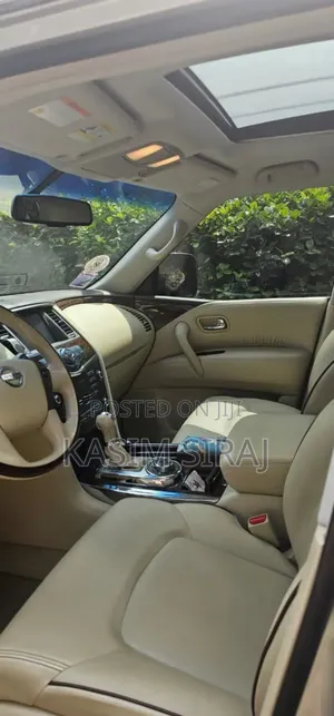 Nissan Patrol 2017 Silver