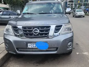 Nissan Patrol 2017 Silver