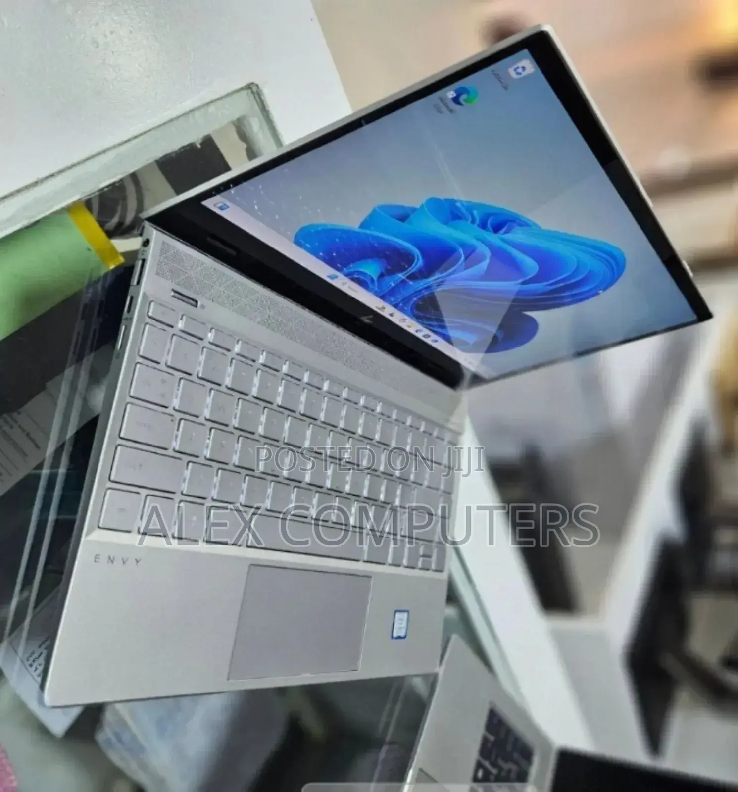New Laptop HP Envy 13 4GB Intel Core I5 SSD 256GB