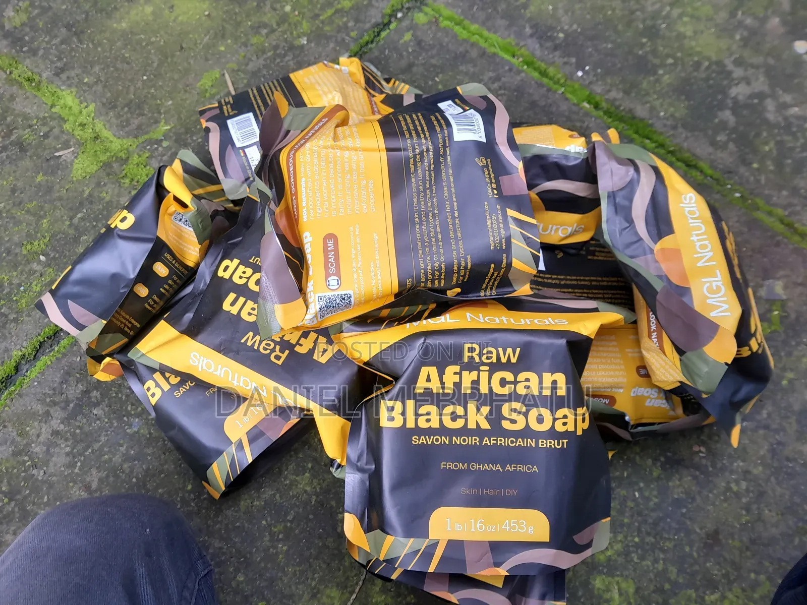 ሺአ በተር ጥቁር ሳሙና African Black Soap for Body and Hair Antibacterial