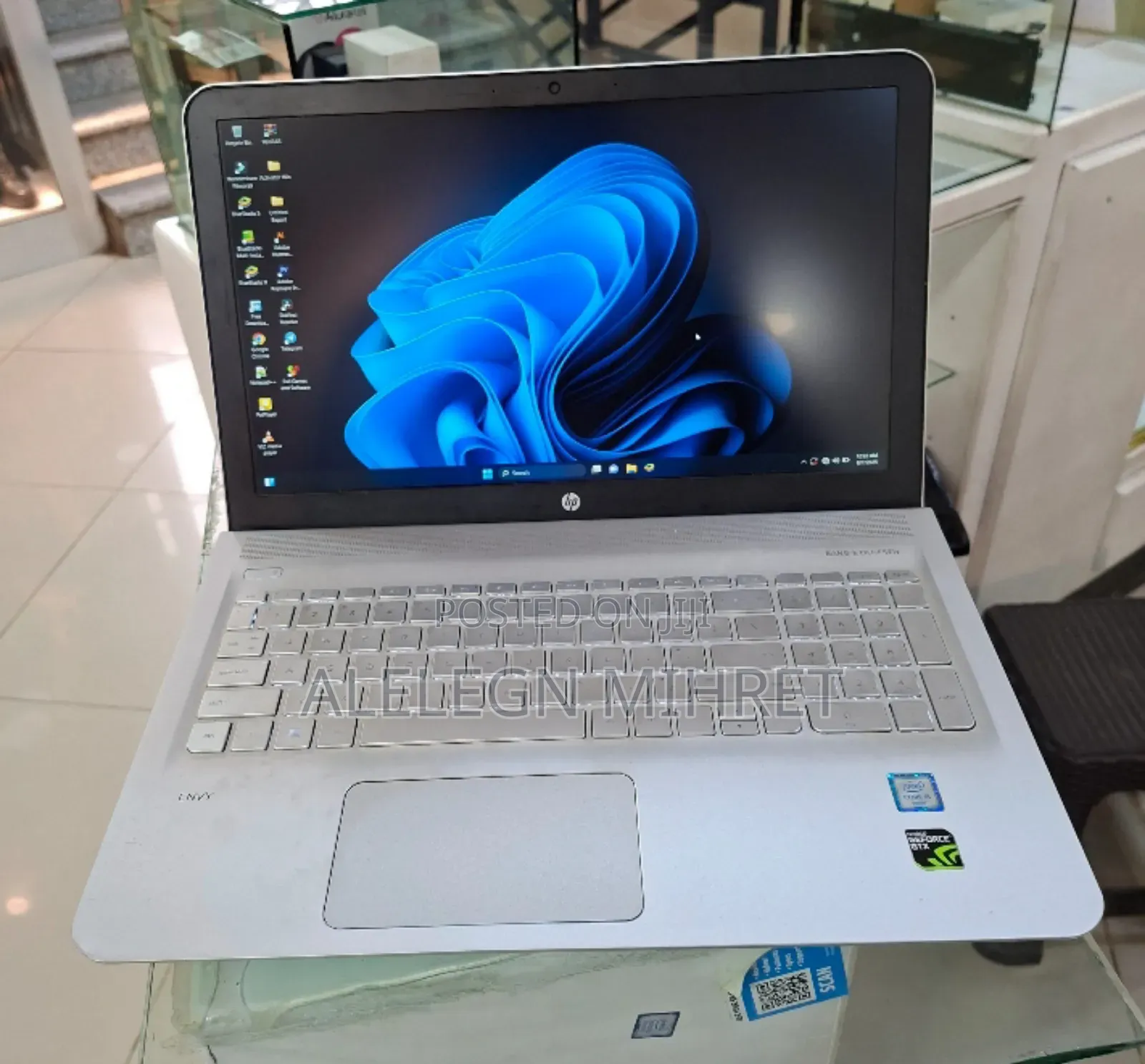 New Laptop HP Envy X360 12GB Intel Core I5 HDD 1T