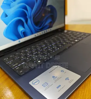 New Laptop Dell 16GB AMD Ryzen 7 SSD 1T