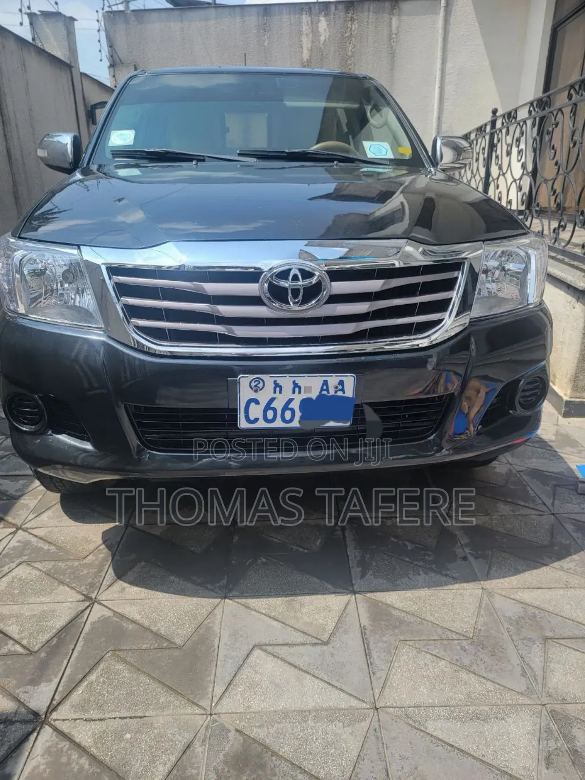 Toyota Hilux 2013 Black