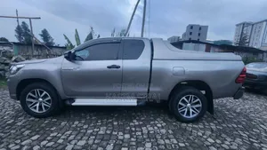 Photo - Toyota Hilux Revo Single Cab Deisel 2.4 RWD 2020 Gray