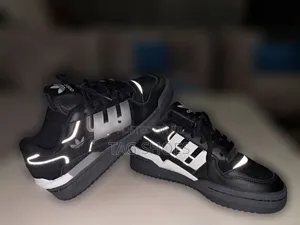 Men's Adidas Shoe