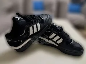 Photo - Men's Adidas Shoe