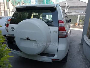 Toyota Land Cruiser Prado 2.8 D-4D 2015 White