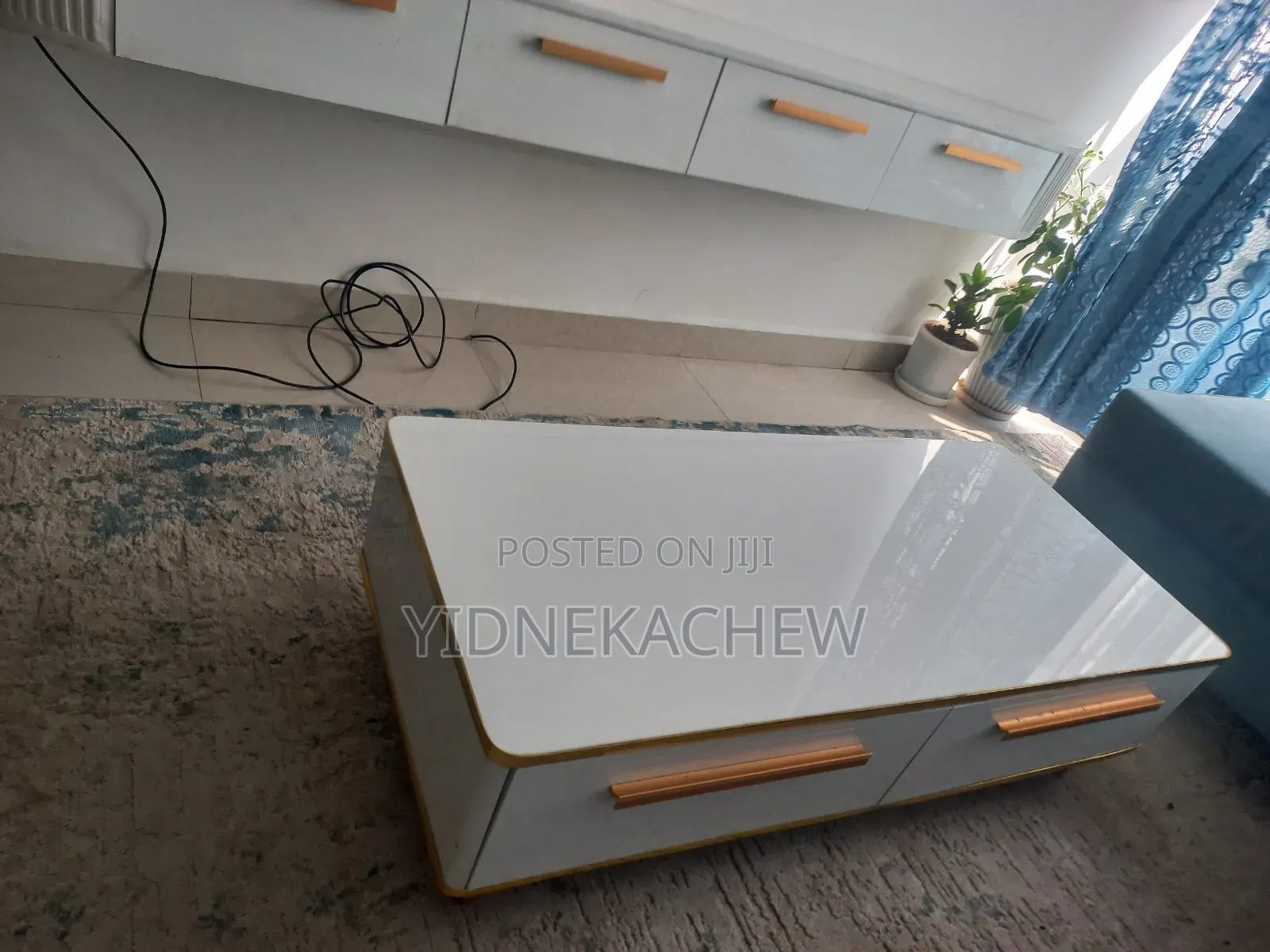 Fantastic Sofa Table